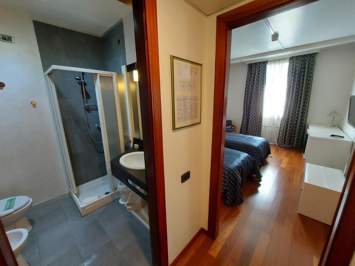 Hotel Posta 77 San Giorgio In Bosco Extérieur photo