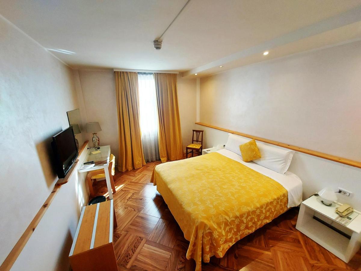 Hotel Posta 77 San Giorgio In Bosco Extérieur photo
