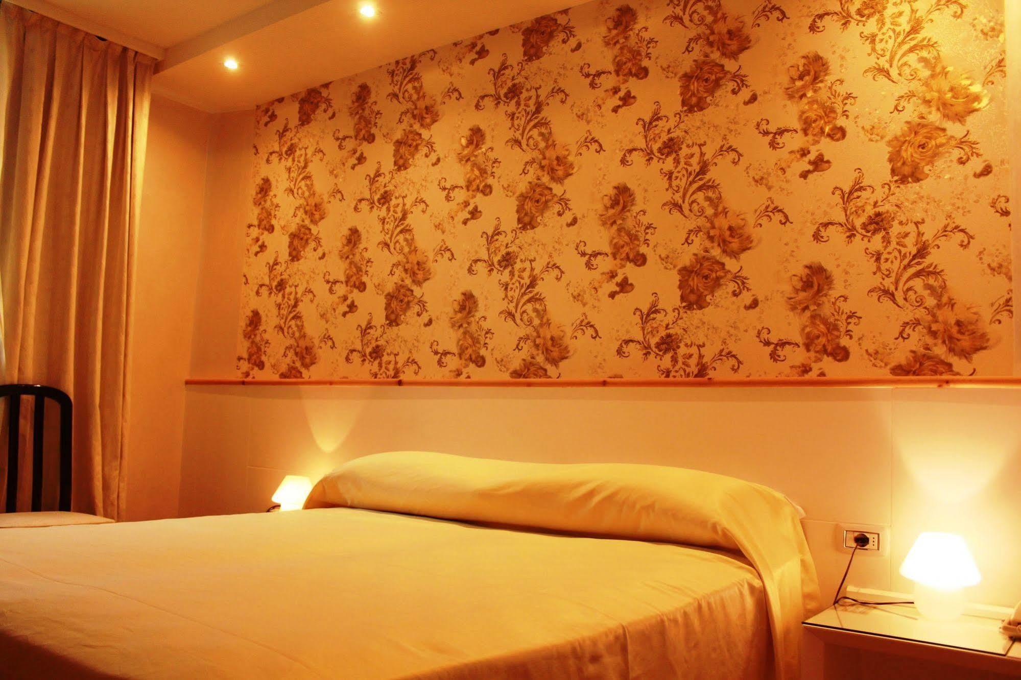 Hotel Posta 77 San Giorgio In Bosco Extérieur photo